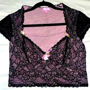 Dollskill top XL  Black Lace Crop Top with Pink Accents